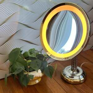 Vintage Cane & Reed Round Lighted Adjustable Make-Up Mirror with Twisted Stem